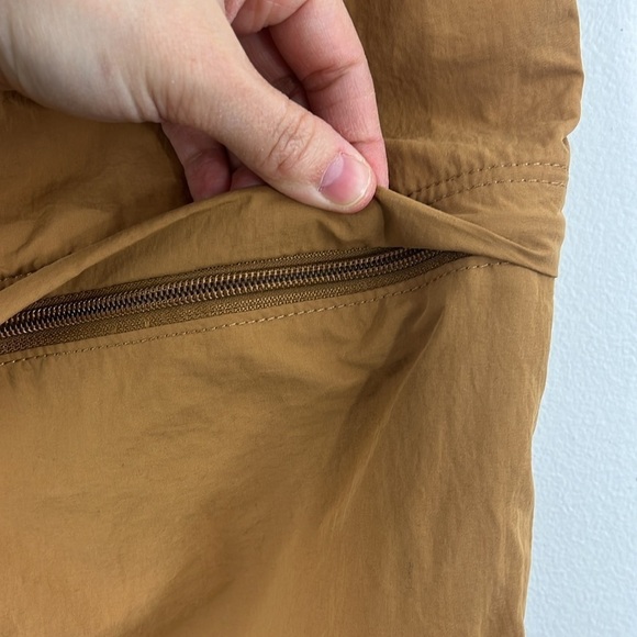 H&M Relaxed Fit Convertible Jogger Pants Brown Mens Size L Utility Gorpcore - Picture 12 of 14